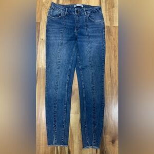 Zara Raw Hem Denim Pants Mid Rise Womens 6 Skinny Blue Jean Frayed Hipster